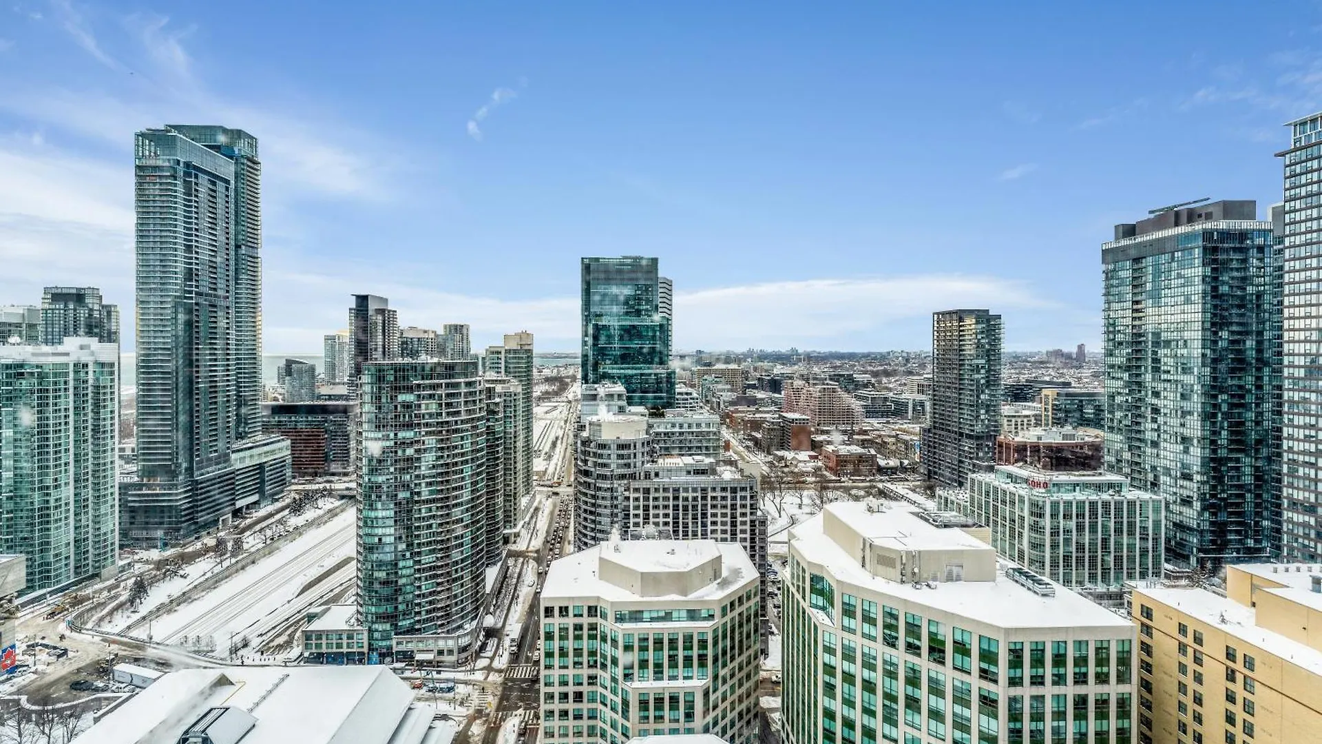 Downtown West Suites Toronto 0*,  Kanada