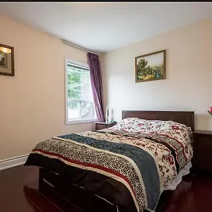Гостевой дом Lili Garden, Торонто