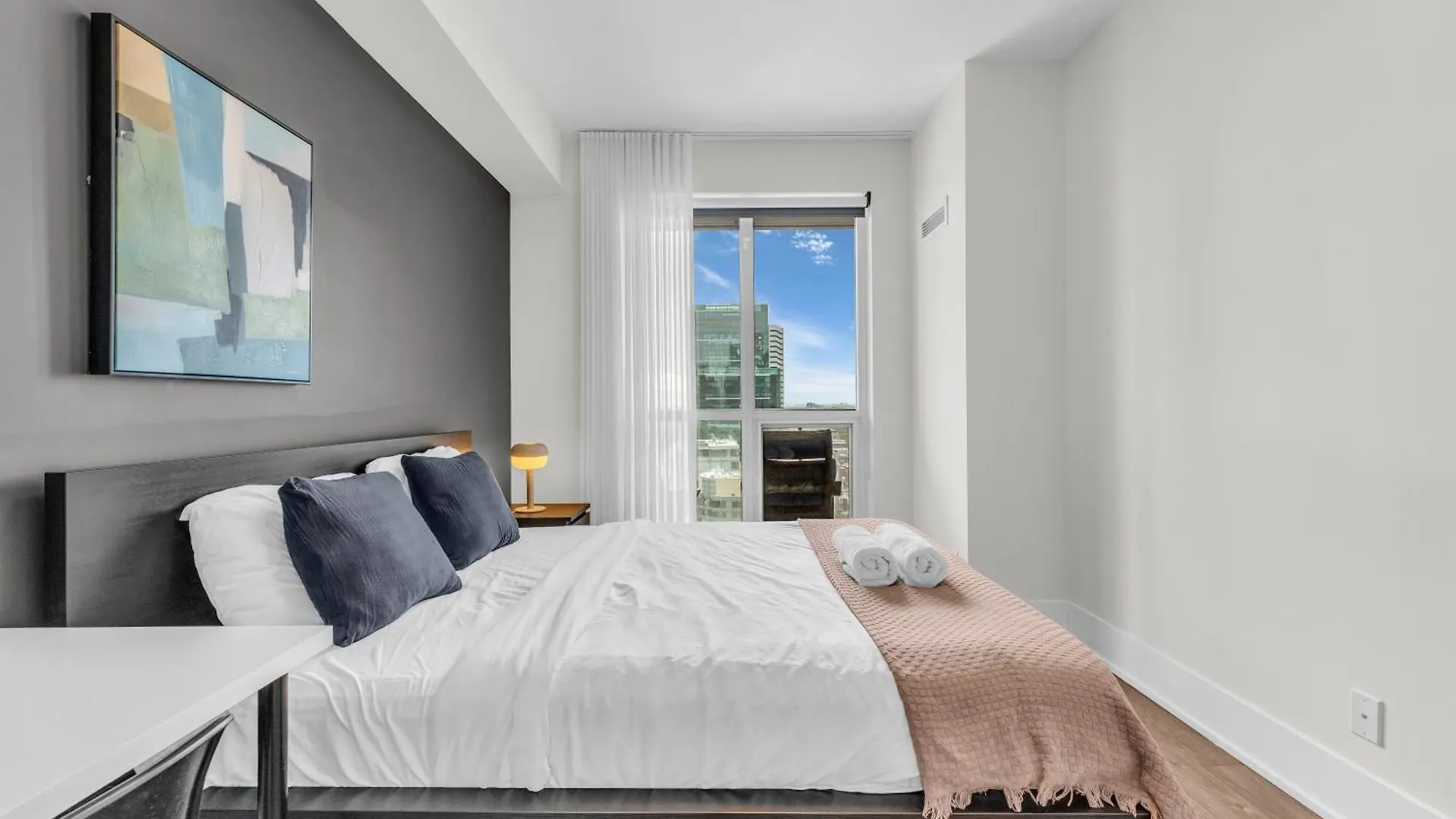 Downtown West Suites トロント